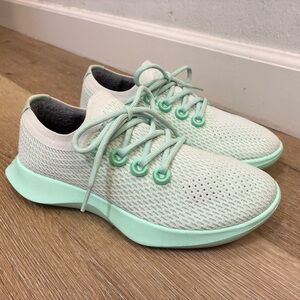 Allbirds Wool Runners Mint Green Women US 8.5 EU 38.5 
Excellent Condition